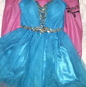 Hannah's size 8 prom dress teal blue.